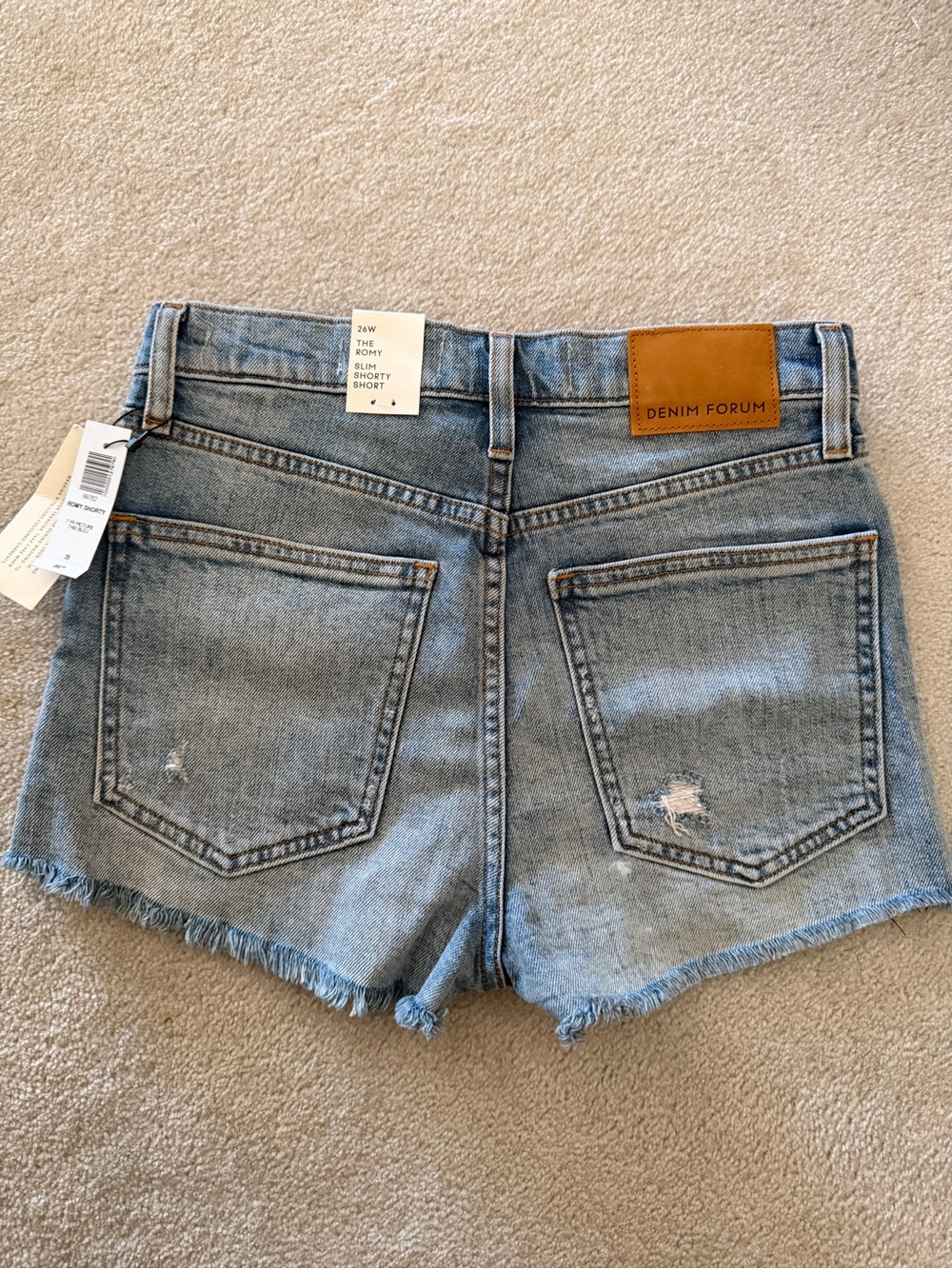 NWT Denim Forum Light Blue Distressed Denim Cutoff Shorts - Picture 4 of 4